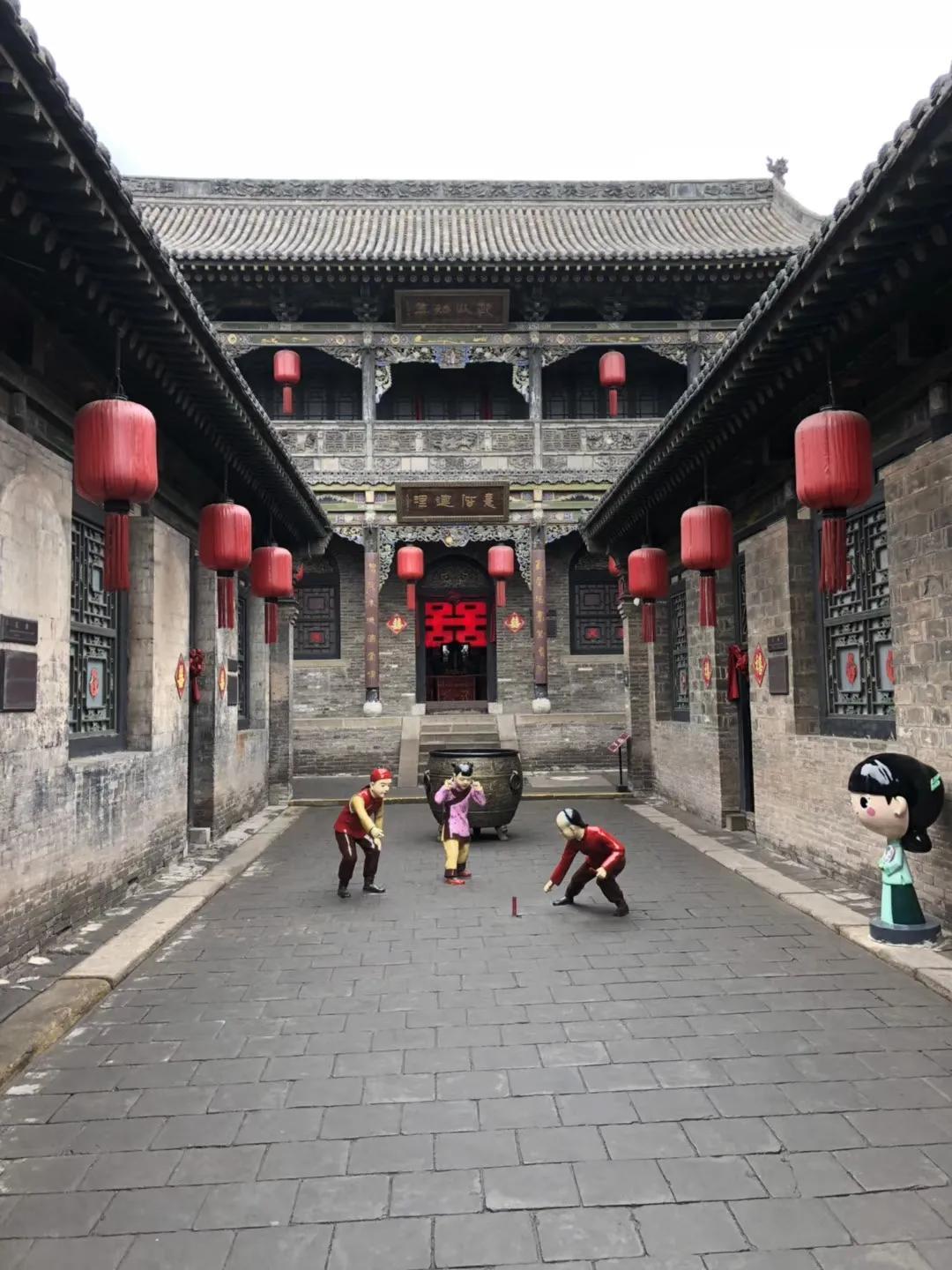 漫步山西古城，古韵街道风情画卷